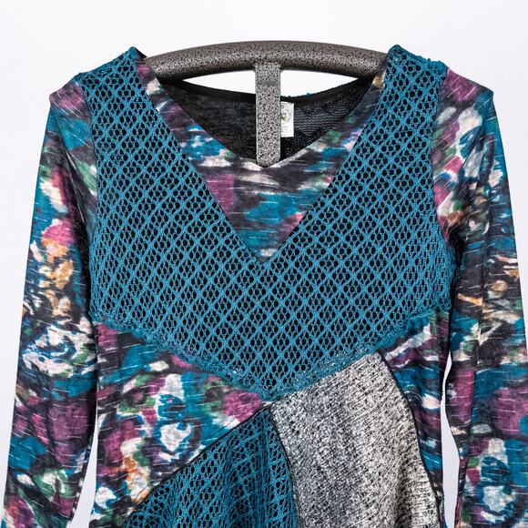 Mixed Media Colorful Art to Wear Top Women's Size SMALL Boho Abstract Patchwork - Picture 4 of 8